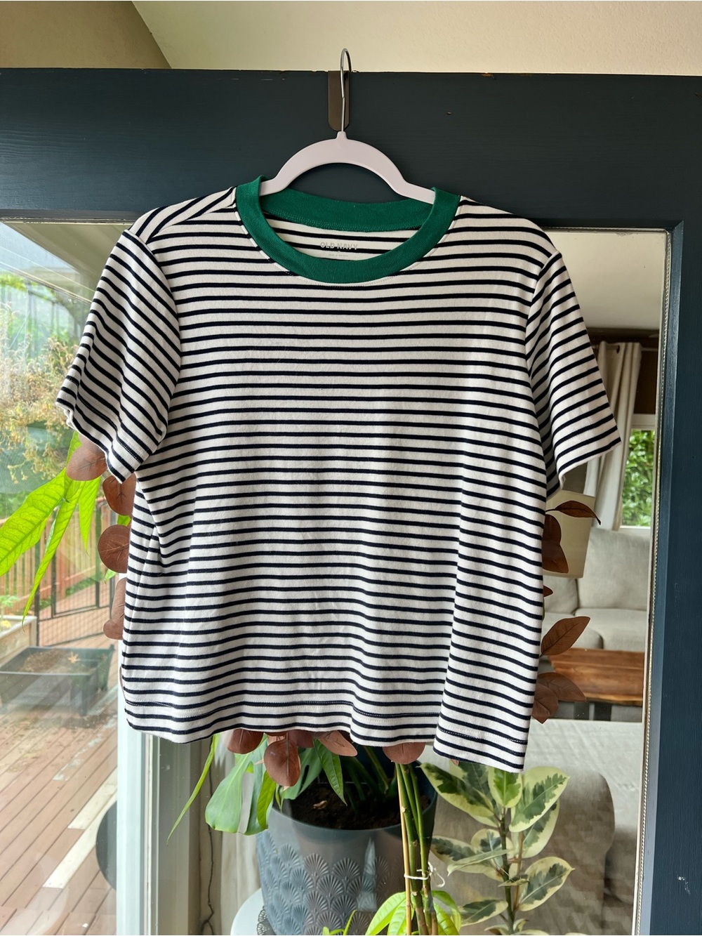 EUC Old Navy striped T-shirt